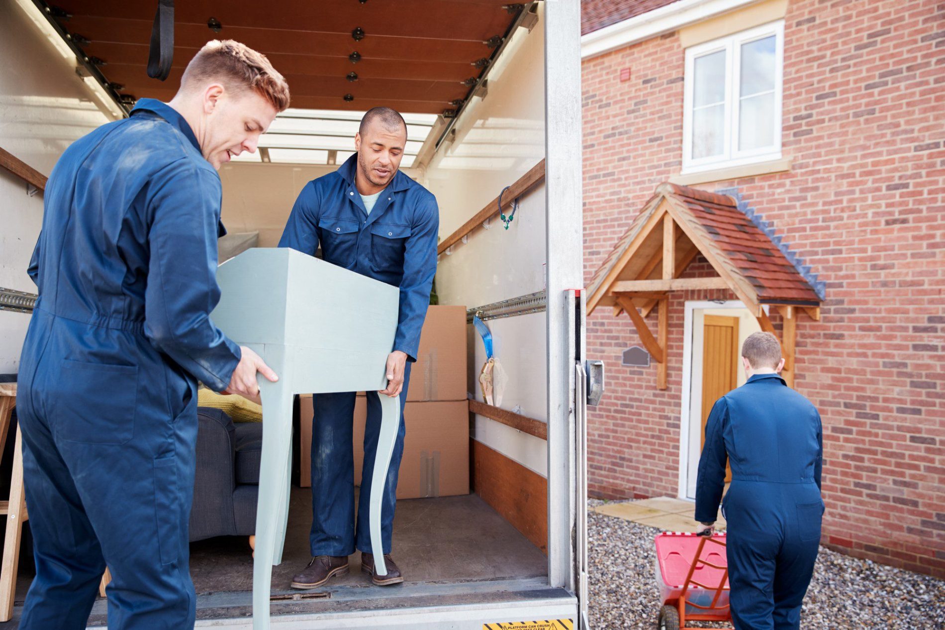 House Removal Services in Sturminster Newton - TDH Rubbish Solutions-0